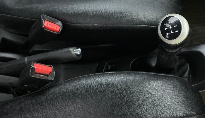 2018 Maruti Wagon R 1.0 VXI, CNG, Manual, 84,844 km, Gear Lever