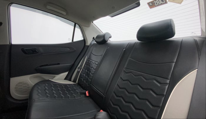 2021 Hyundai AURA S 1.2 CNG, CNG, Manual, 21,104 km, Right Side Rear Door Cabin