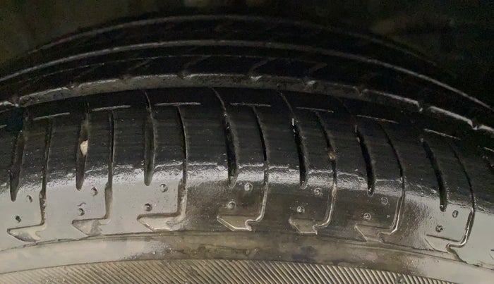 2022 Honda City 1.5L I-VTEC VX CVT, Petrol, Automatic, 13,594 km, Right Rear Tyre Tread