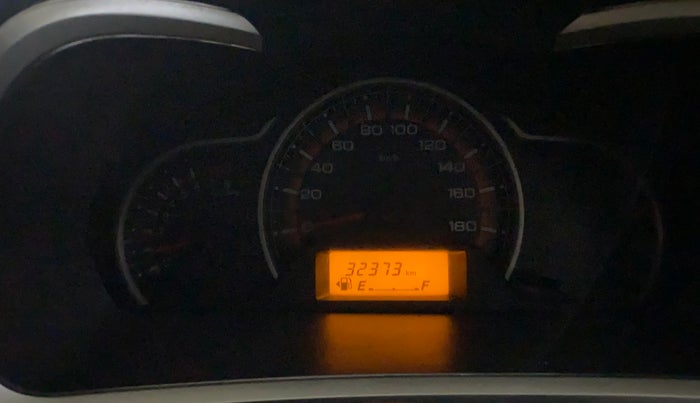 2015 Maruti Alto K10 VXI, Petrol, Manual, 32,364 km, Odometer Image