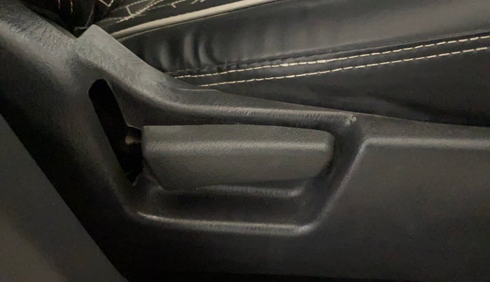 2015 Maruti Alto K10 VXI, Petrol, Manual, 32,364 km, Driver Side Adjustment Panel