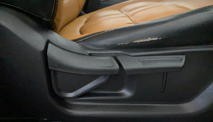 2020 KIA SELTOS HTK PLUS 1.5, Petrol, Manual, 69,675 km, Driver Side Adjustment Panel