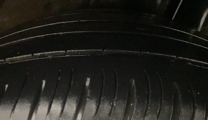 2024 KIA SONET HTK 1.5 DIESEL MT, Diesel, Manual, 34,574 km, Left Rear Tyre Tread