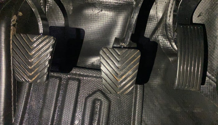 2024 KIA SONET HTK 1.5 DIESEL MT, Diesel, Manual, 34,574 km, Pedals