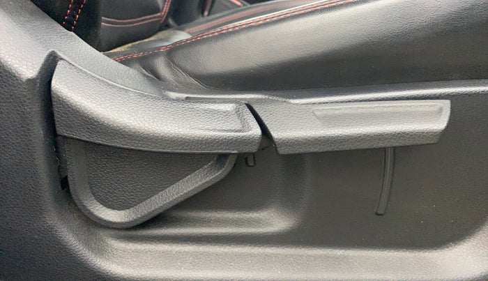 2024 KIA SONET HTK 1.5 DIESEL MT, Diesel, Manual, 34,574 km, Driver Side Adjustment Panel