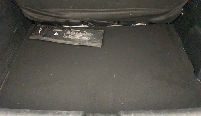 2024 KIA SONET HTK 1.5 DIESEL MT, Diesel, Manual, 34,574 km, Boot Inside