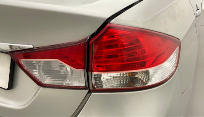 2016 Maruti Ciaz ZXI+, Petrol, Manual, 94,093 km, Right tail light - Reverse gear light not functional