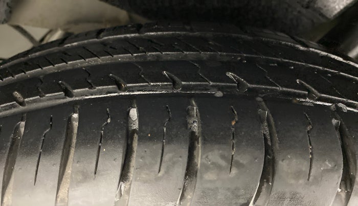 2020 Maruti Dzire VXI, Petrol, Manual, 7,757 km, Left Rear Tyre Tread