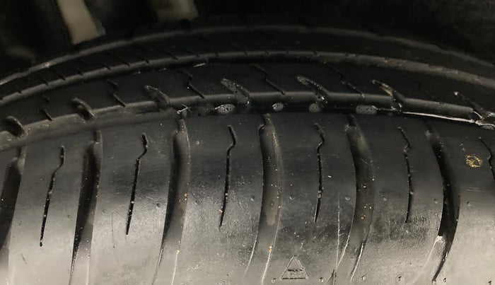 2020 Maruti Dzire VXI, Petrol, Manual, 7,757 km, Right Rear Tyre Tread