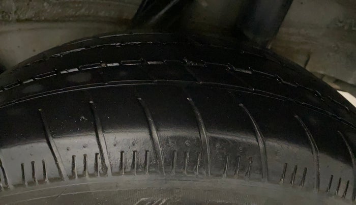 2021 Honda Amaze 1.2L I-VTEC S, Petrol, Manual, 38,250 km, Left Rear Tyre Tread
