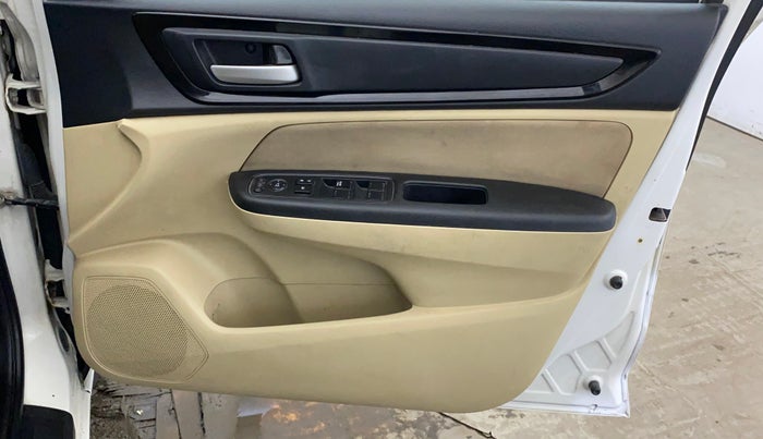 2021 Honda Amaze 1.2L I-VTEC S, Petrol, Manual, 38,250 km, Driver Side Door Panels Control