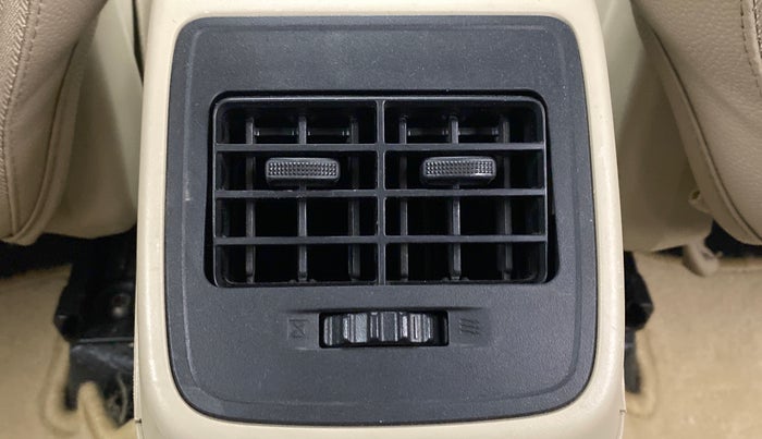 2019 Maruti Dzire VXI, Petrol, Manual, 27,811 km, Rear AC Vents