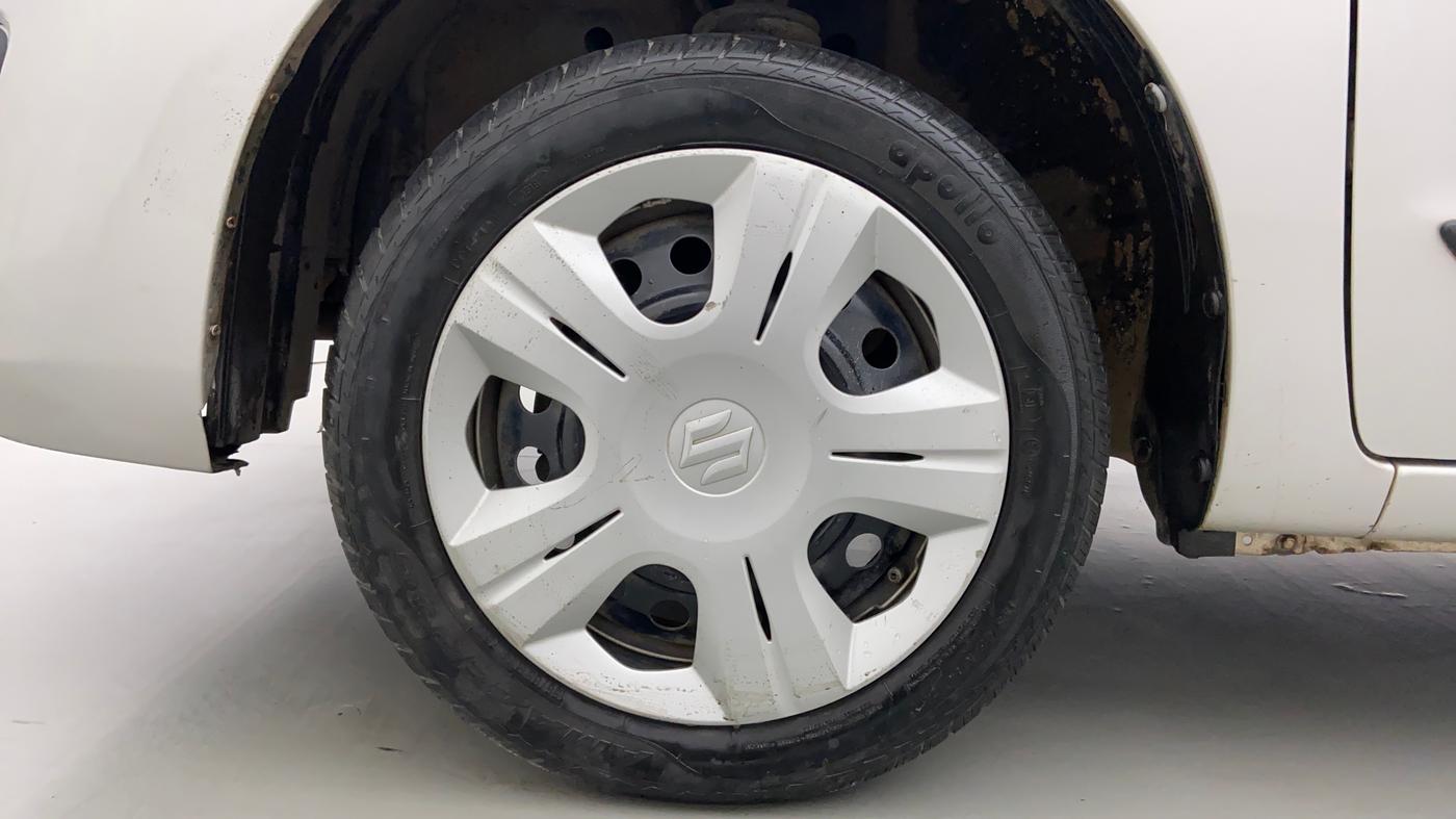 2017 Maruti Wagon R 1.0 VXI, CNG, Manual, 62,162 km, Left Front Wheel