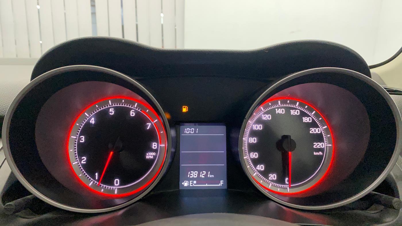 2022 Maruti Swift VXI, Petrol, Manual, 1,37,910 km, Odometer Image