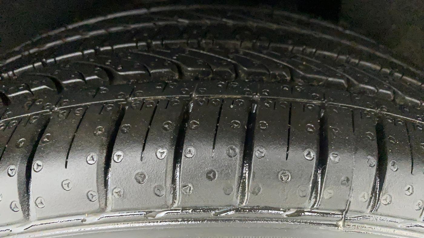 2018 Maruti Baleno ALPHA PETROL 1.2, Petrol, Manual, 20,599 km, Left Rear Tyre Tread