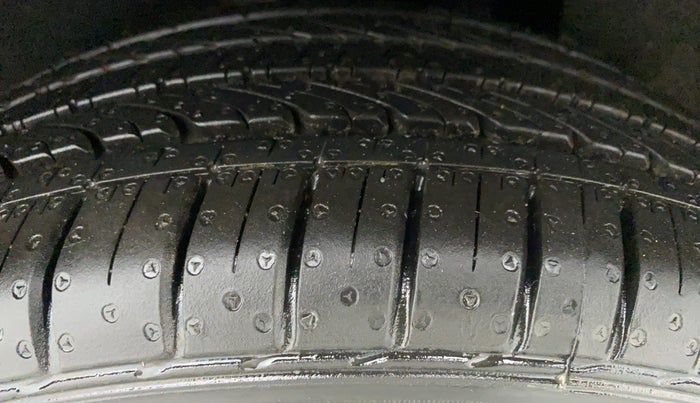 2018 Maruti Baleno ALPHA PETROL 1.2, Petrol, Manual, 20,599 km, Left Rear Tyre Tread