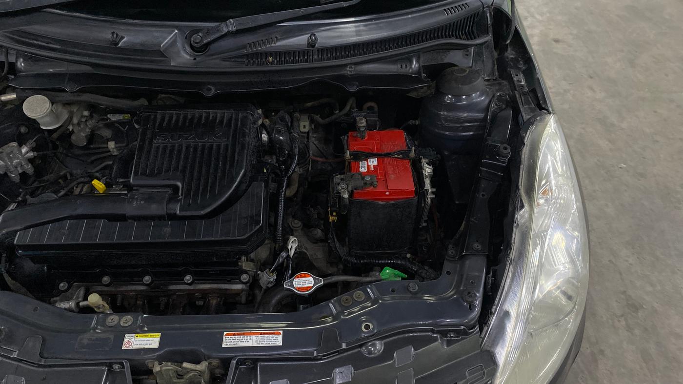 2017 Maruti Swift VXI, Petrol, Manual, 89,606 km, Engine View - Left