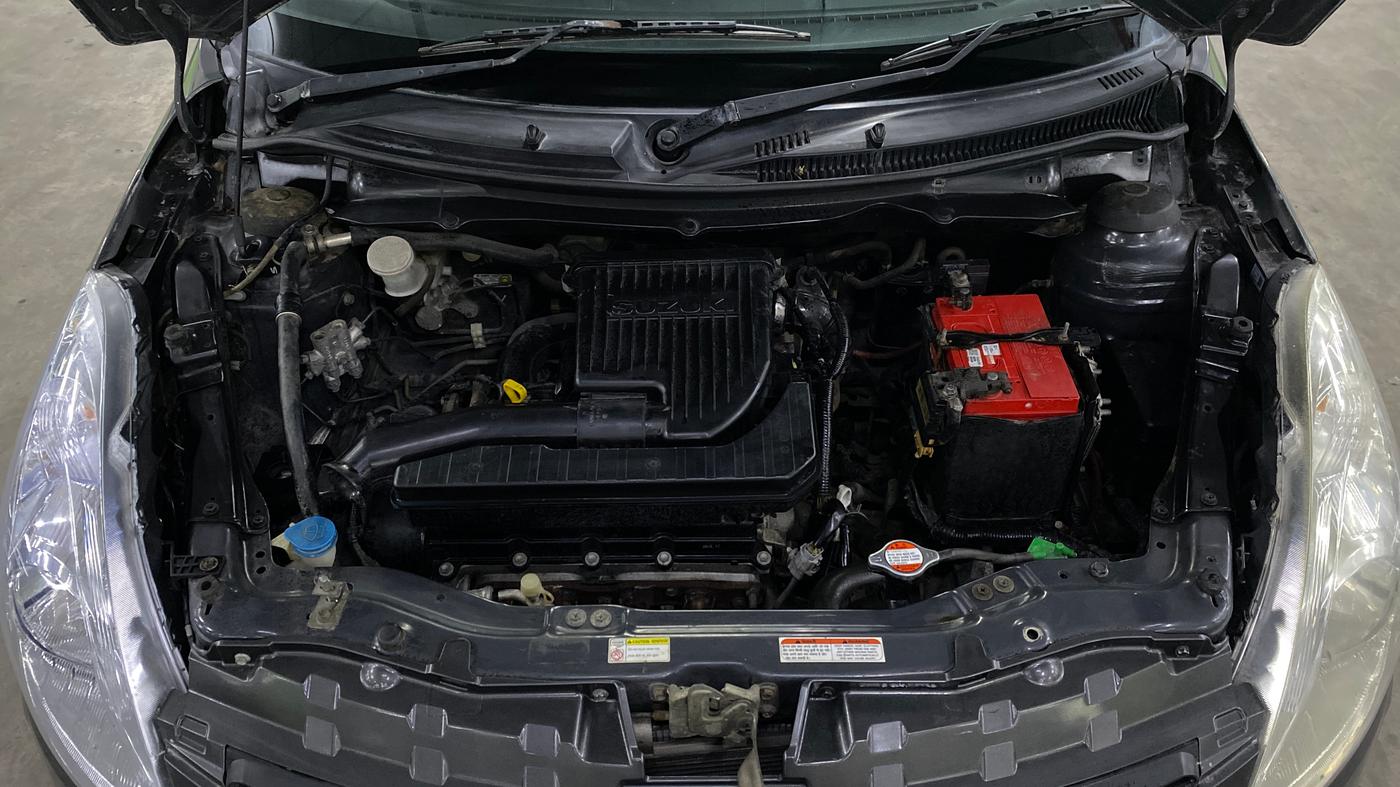 2017 Maruti Swift VXI, Petrol, Manual, 89,606 km, Engine View