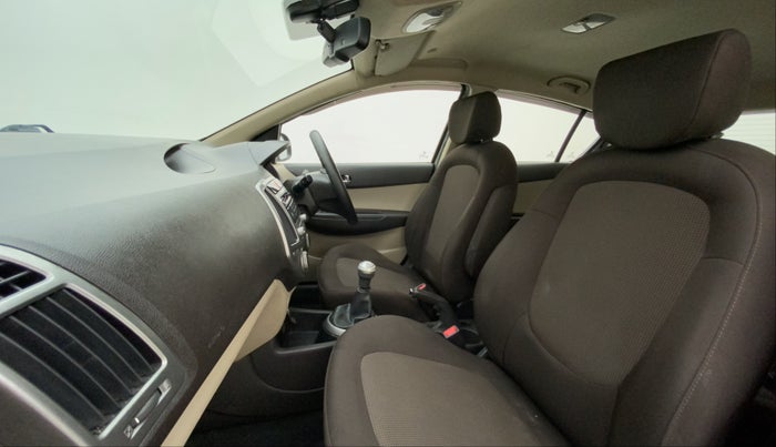 2013 Hyundai i20 ASTA 1.2, Petrol, Manual, 66,364 km, Right Side Front Door Cabin
