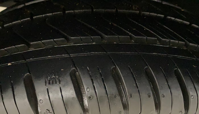 2018 Maruti Baleno ZETA PETROL 1.2, Petrol, Manual, 85,550 km, Right Rear Tyre Tread