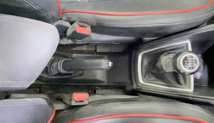 2019 Nissan Kicks XV DIESEL, Diesel, Manual, 67,604 km, Gear Lever