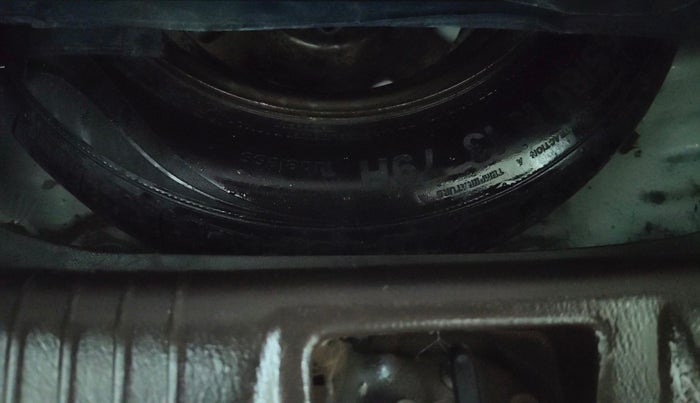 2012 Hyundai Santro Xing GL, CNG, Manual, 1,16,115 km, Spare Tyre