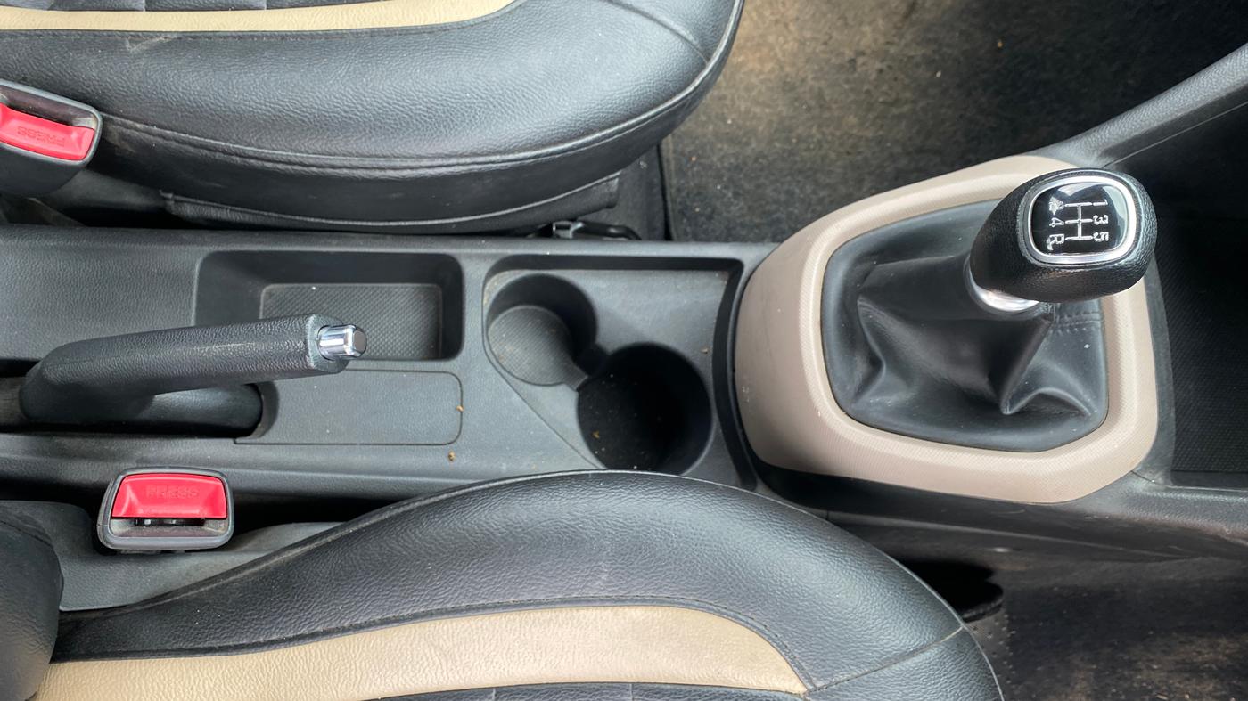 2019 Hyundai Grand i10 SPORTZ 1.2 KAPPA VTVT, Petrol, Manual, 56,303 km, Gear Lever