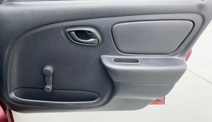 2010 Maruti Alto LXI, Petrol, Manual, 55,637 km, Driver Side Door Panels Control