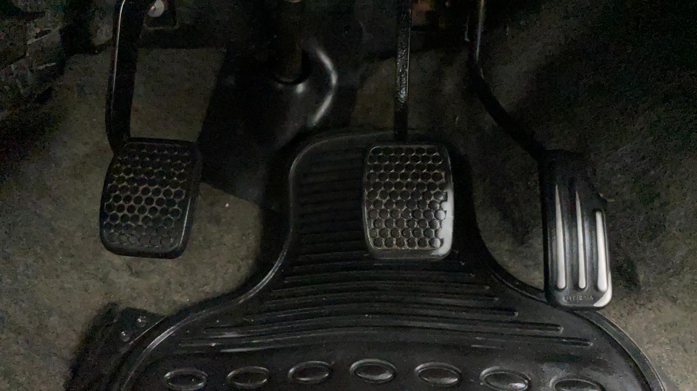 2010 Maruti Alto LXI, Petrol, Manual, 55,637 km, Pedals