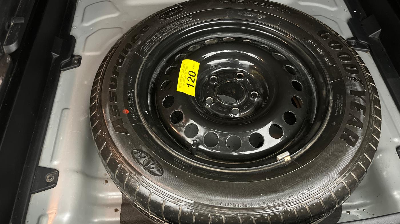 2019 KIA SELTOS HTX IVT 1.5 PETROL, Petrol, Automatic, 63,207 km, Spare Tyre