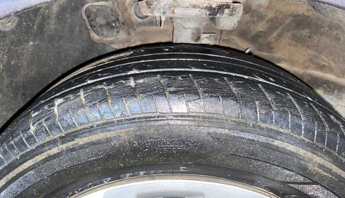 2019 Hyundai Verna 1.4 E PETROL, Petrol, Manual, 49,905 km, Left Front Tyre Tread