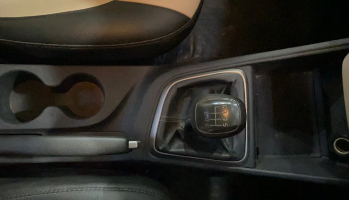 2019 Hyundai Verna 1.4 E PETROL, Petrol, Manual, 49,905 km, Gear Lever