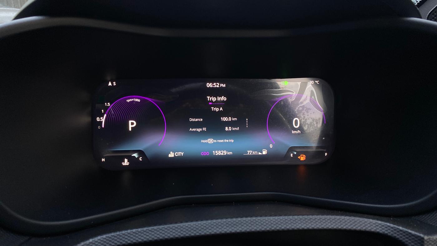 2024 Tata NEXON FEARLESS PURPLE + SUNROOF DCA DUAL TONE 1.2 PETROL, Petrol, Automatic, 15,824 km, Odometer Image