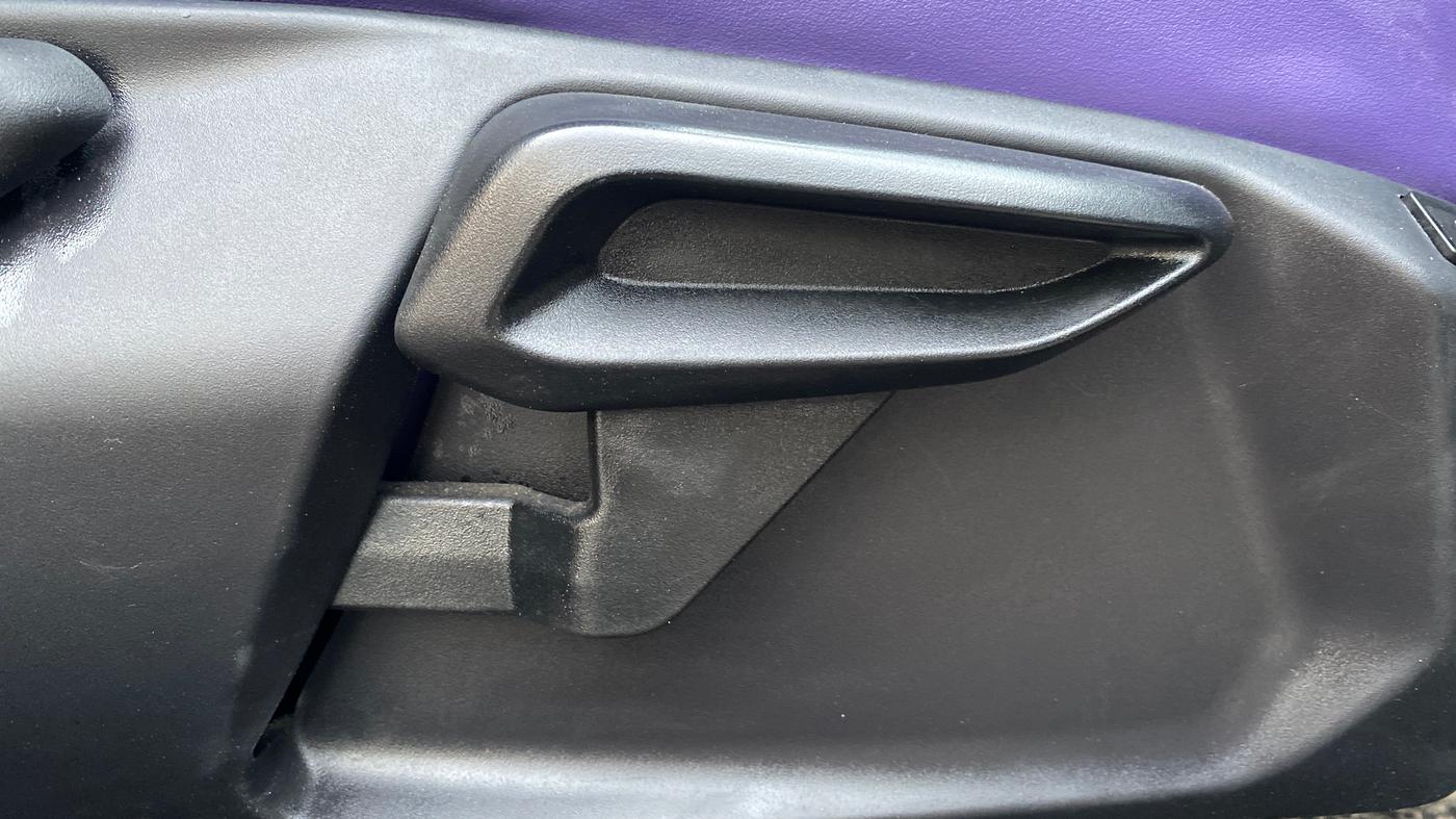 2024 Tata NEXON FEARLESS PURPLE + SUNROOF DCA DUAL TONE 1.2 PETROL, Petrol, Automatic, 15,824 km, Driver Side Adjustment Panel