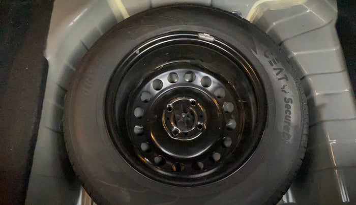 2024 Tata PUNCH ADVENTURE AMT, Petrol, Automatic, 8,063 km, Spare Tyre