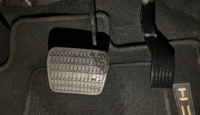 2024 Tata PUNCH ADVENTURE AMT, Petrol, Automatic, 8,063 km, Pedals