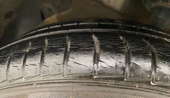 2019 Hyundai NEW SANTRO ASTA MT, Petrol, Manual, 26,997 km, Left Front Tyre Tread