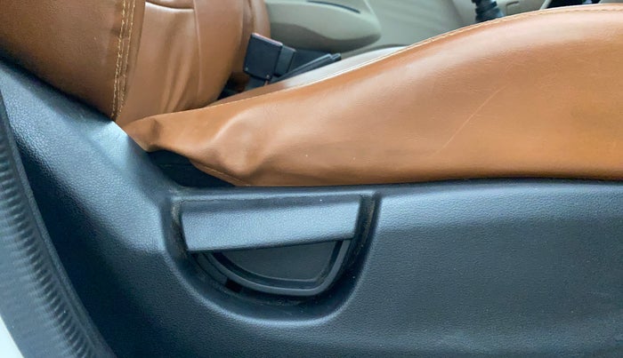 2019 Hyundai NEW SANTRO ASTA MT, Petrol, Manual, 26,997 km, Driver Side Adjustment Panel