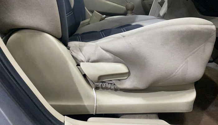 2014 Maruti Swift Dzire VDI, Diesel, Manual, 1,27,937 km, Driver Side Adjustment Panel