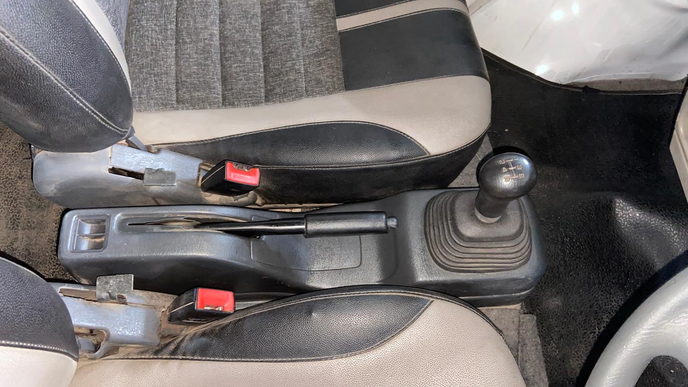 2016 Maruti Eeco 5 STR WITH A/C+HTR, CNG, Manual, 66,582 km, Gear Lever