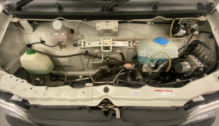 2022 Maruti Eeco 5 STR AC CNG, CNG, Manual, 11,048 km, Open Bonet