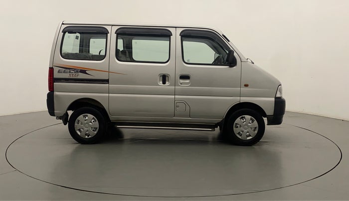 2022 Maruti Eeco 5 STR AC CNG, CNG, Manual, 11,048 km, Right Side