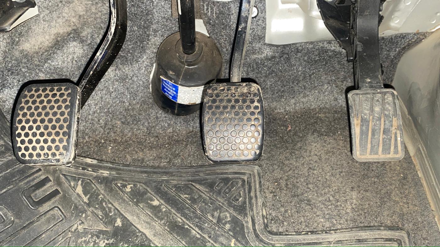 2022 Maruti Eeco 5 STR AC CNG, CNG, Manual, 11,048 km, Pedals