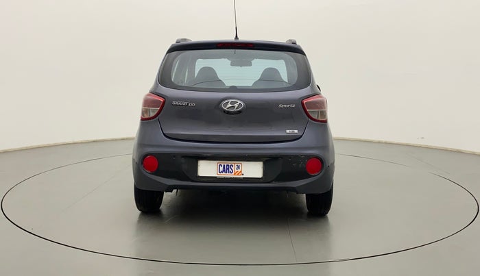 2017 Hyundai Grand i10 SPORTZ (O) 1.2 KAPPA VTVT, Petrol, Manual, 76,612 km, Back/Rear