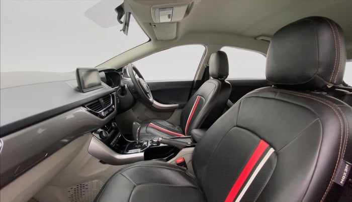 2018 Tata NEXON XZA + 1.2 PETROL A/T, Petrol, Automatic, 29,290 km, Right Side Front Door Cabin
