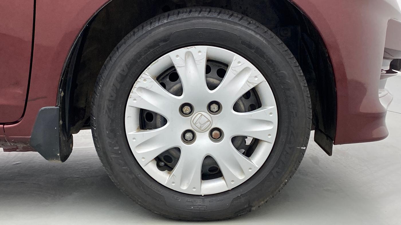 2014 Honda Amaze 1.2 SMT I VTEC, Petrol, Manual, 38,132 km, Right Front Wheel