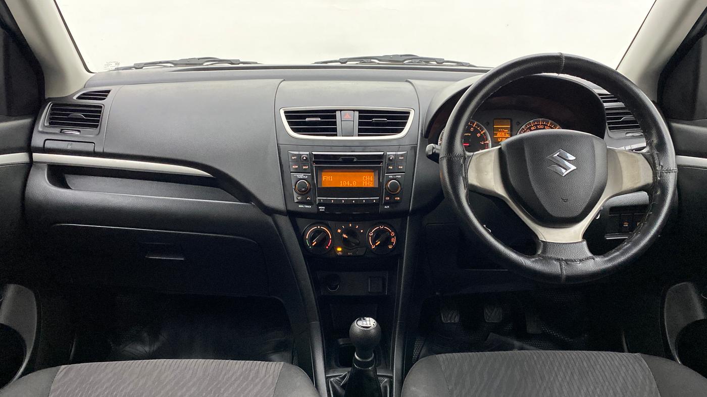 2016 Maruti Swift VXI, Petrol, Manual, 60,395 km, Dashboard