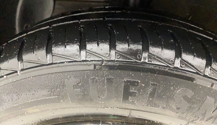 2020 Hyundai AURA S 1.2, Petrol, Manual, 41,416 km, Left Front Tyre Tread