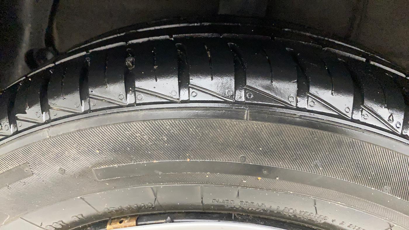 2020 Hyundai AURA S 1.2, Petrol, Manual, 41,416 km, Right Rear Tyre Tread