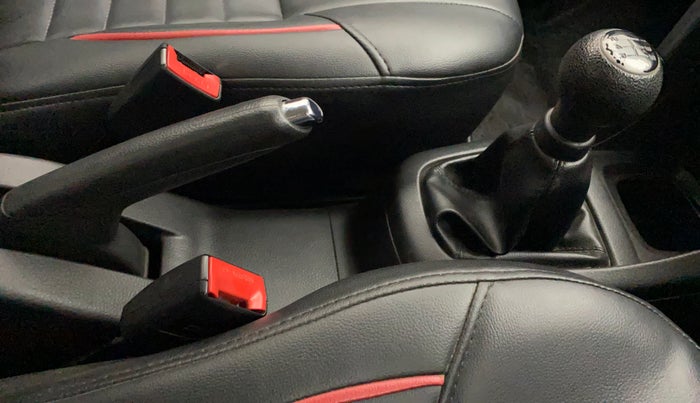 2015 Maruti Swift VXI, Petrol, Manual, 36,070 km, Gear Lever